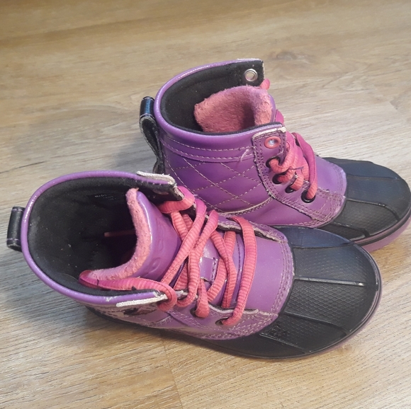 Crocs Girls AllCast Patent Duck Boots - Size C11 Purple / Black Boots - Picture 8 of 11